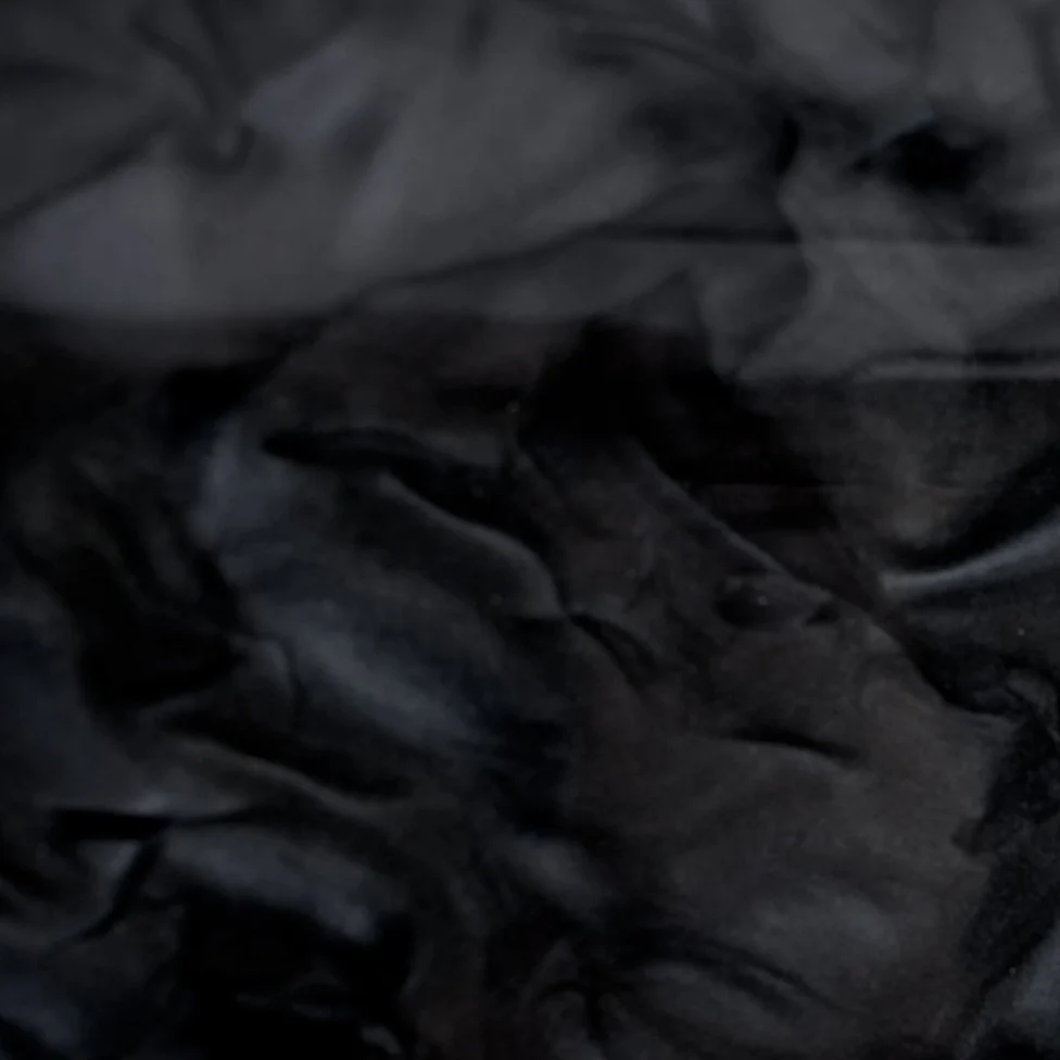 Black Pearl Hair Extension Holder - Image 4