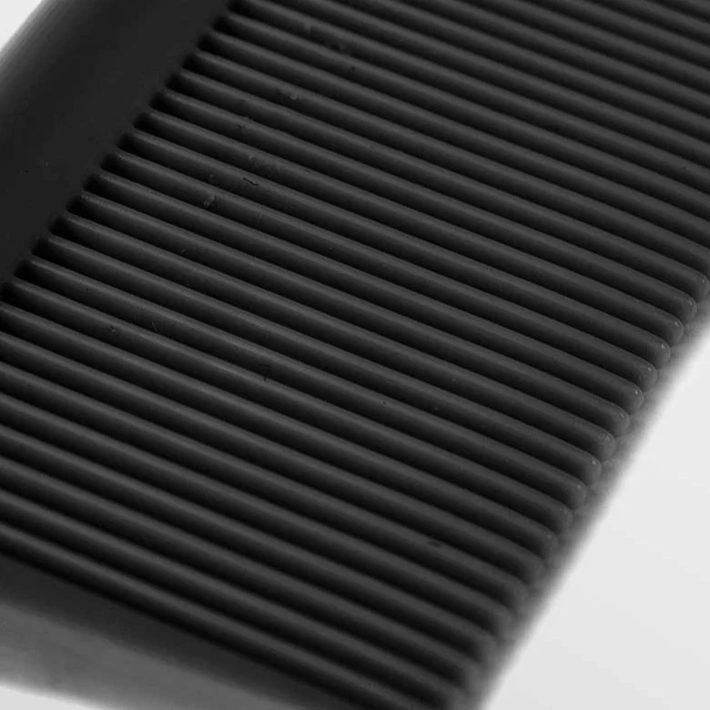 Black Pin Tail Comb - Image 4