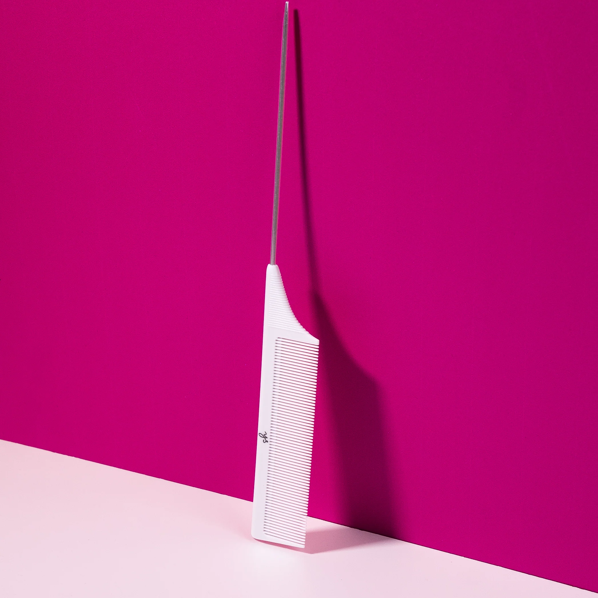 White Pin Tail Comb - Image 5